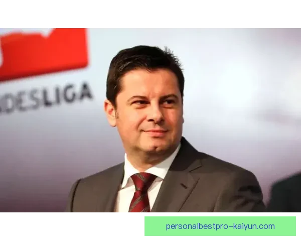 德甲球队转会细节分析：市场动态与各队策略展现竞争力增强趋势